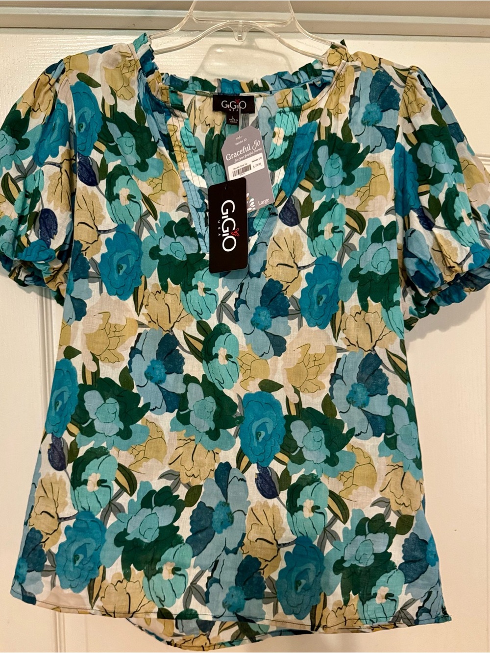 G.G.O. Floral Puff-Sleeve Blouse in Teal, Green & Cream